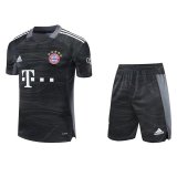 2021-2022 Bayern Munich Goalkeeper Black Men's Football Shirt (Shirt + Short)